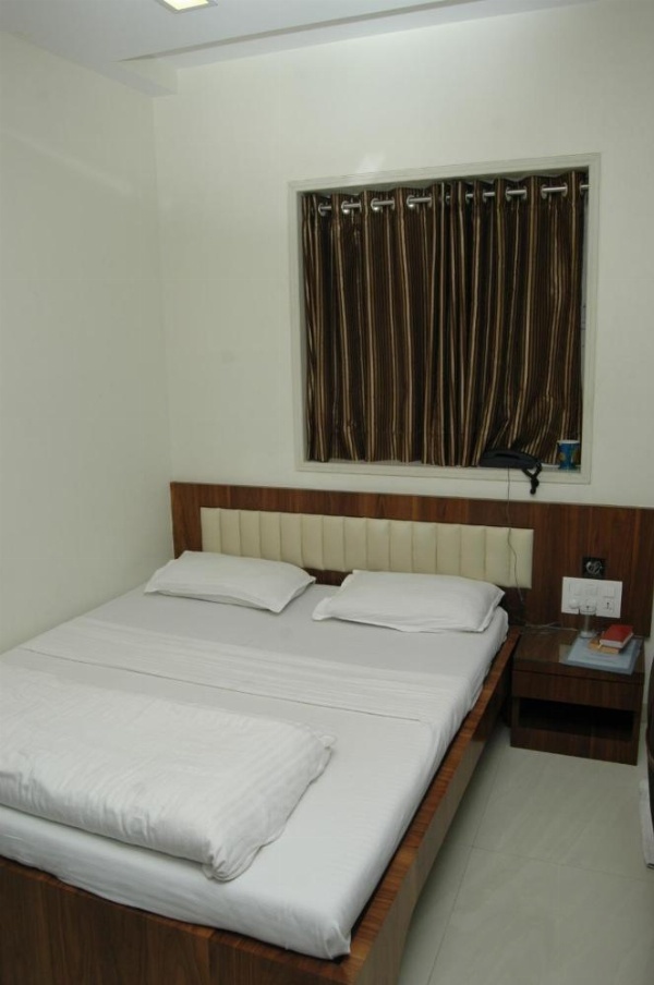 Hotel Causeway, Colaba image 17