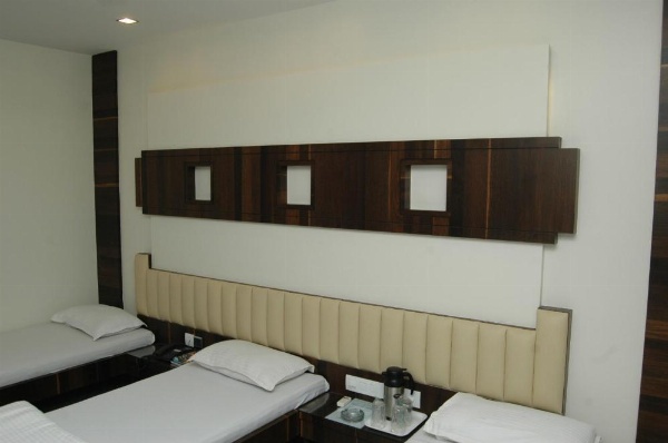 Hotel Causeway, Colaba image 18
