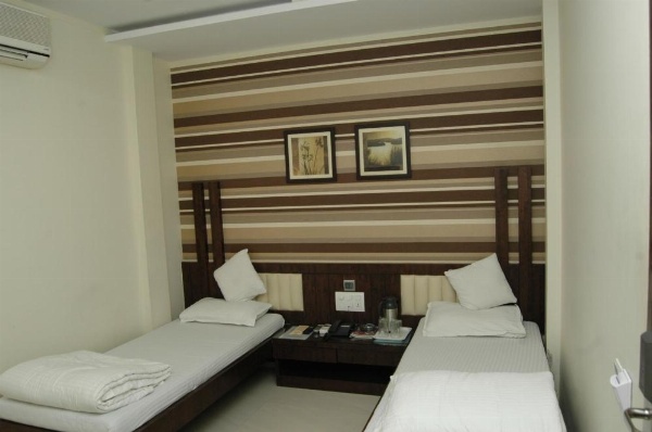 Hotel Causeway, Colaba image 25